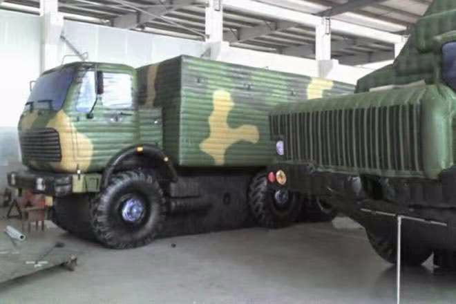 静安大型军事车